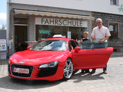 Fahrschule Schleidt mit Audi R8